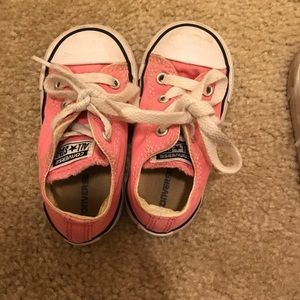 Pink toddler converse